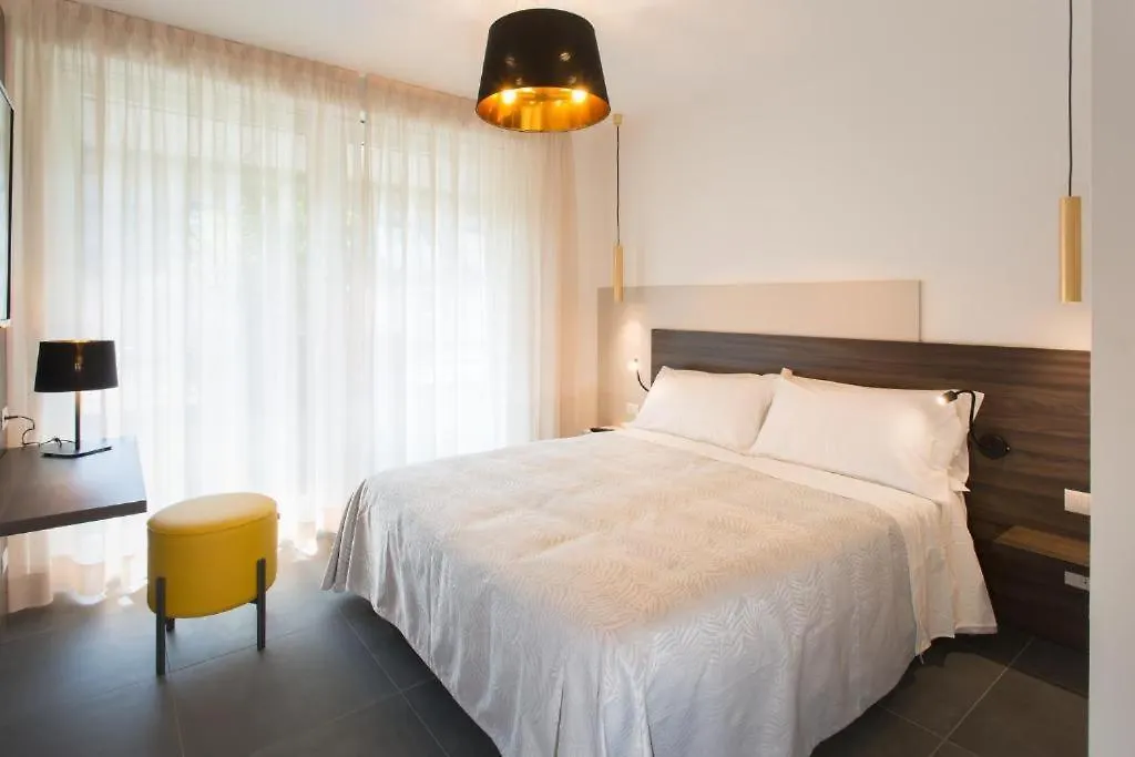 Enjoy Garden - Flavio Baracchini 9 - Rooms Milão 0*,