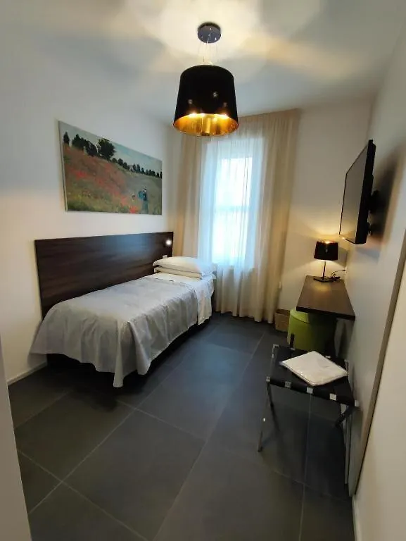 Πανσιόν Enjoy Garden - Flavio Baracchini 9 - Rooms Μιλάνο Ιταλία